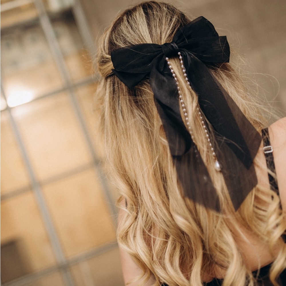 Elegant Black Hair Bow with Pearls